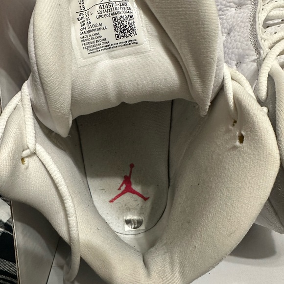 Air Jordan 13 Retro ‘White Wolf Grey’ - Picture 6 of 12